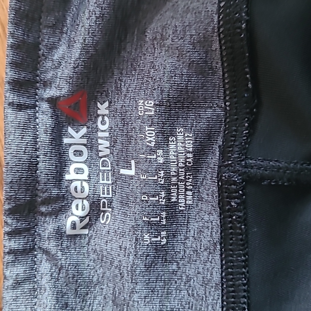 Reebok Speedwick Large Capri Athletic Pants - Picture 3 of 8